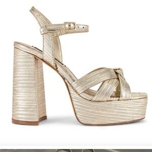 ISO 
Alice and Olivia Veren Platform Heel in Light Metallic Gold, size 8/8.5